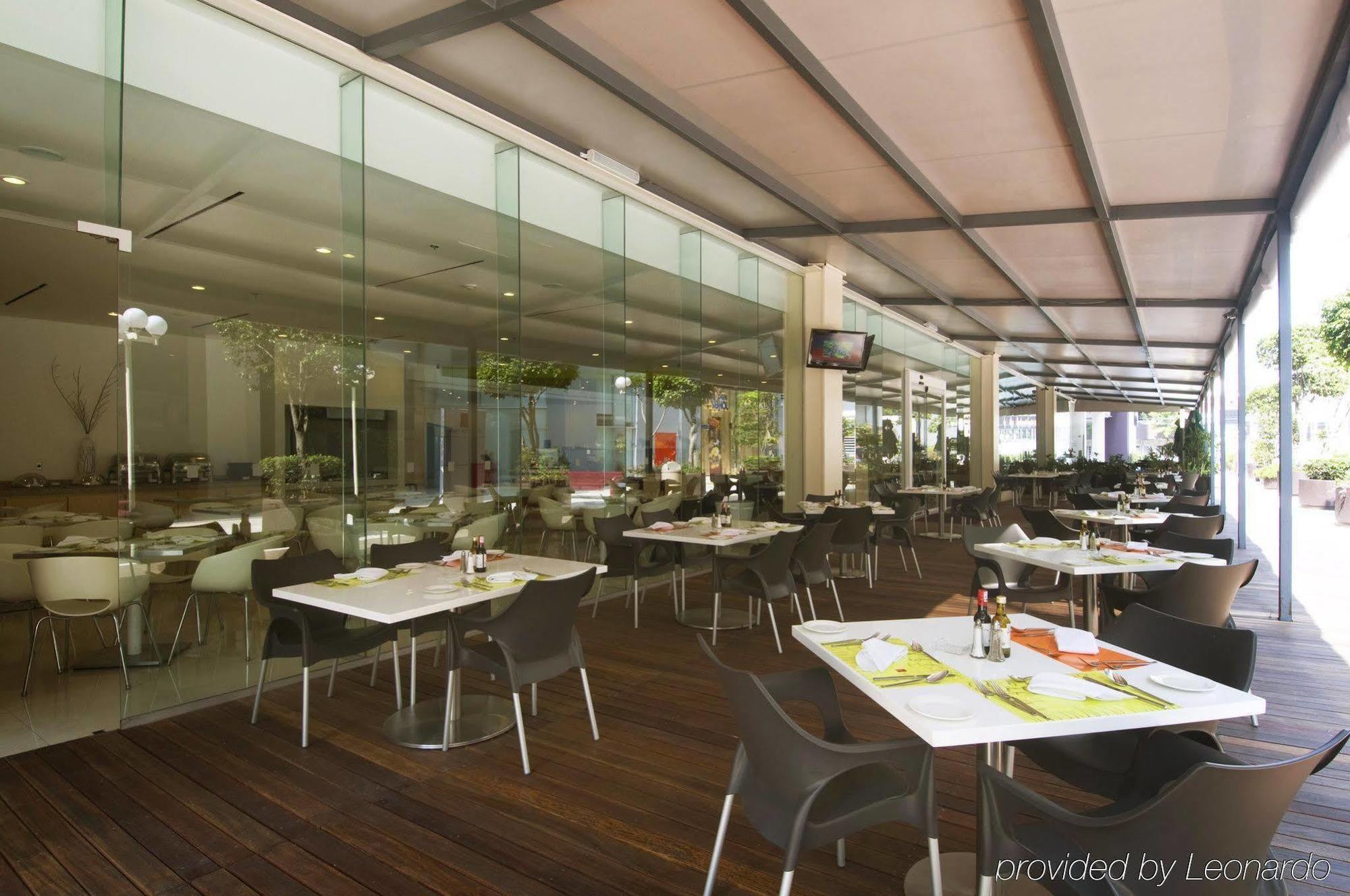 Fiesta Inn Insurgentes Sur Mexikóváros Étterem fotó